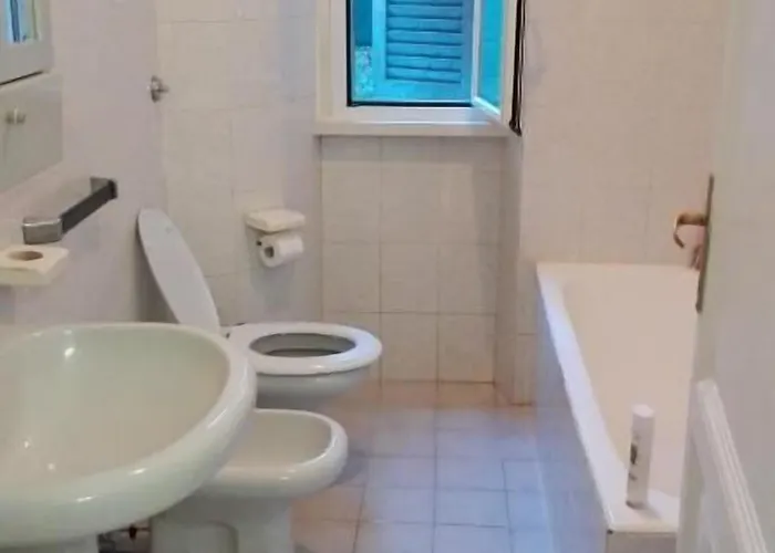 בית הארחה Residenza Laterano רומא