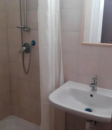Residenza Laterano בית הארחה *